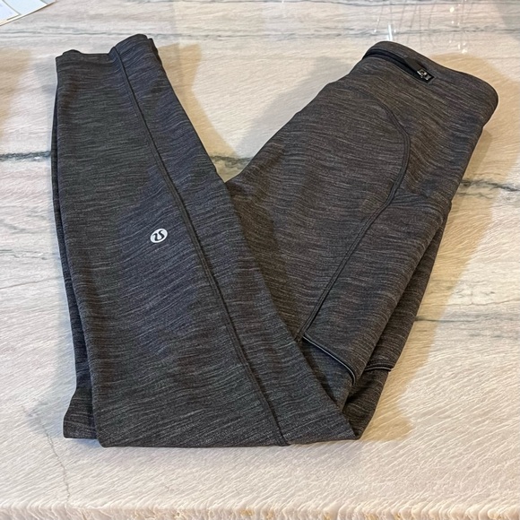 Lululemon Speed Up Tight 28" - Picture 3 of 12